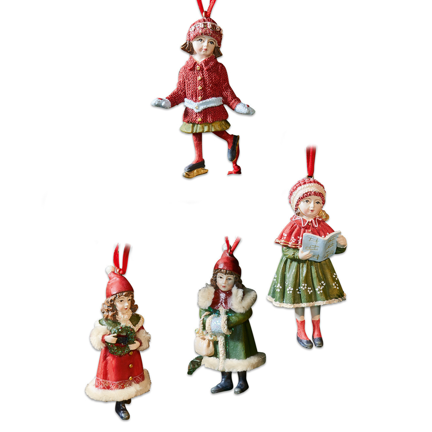 Set de 4 colgantes Nostalgic Conjunto de cuatro adornos navideños con niños vestidos de invierno en rojo y verde para árbol