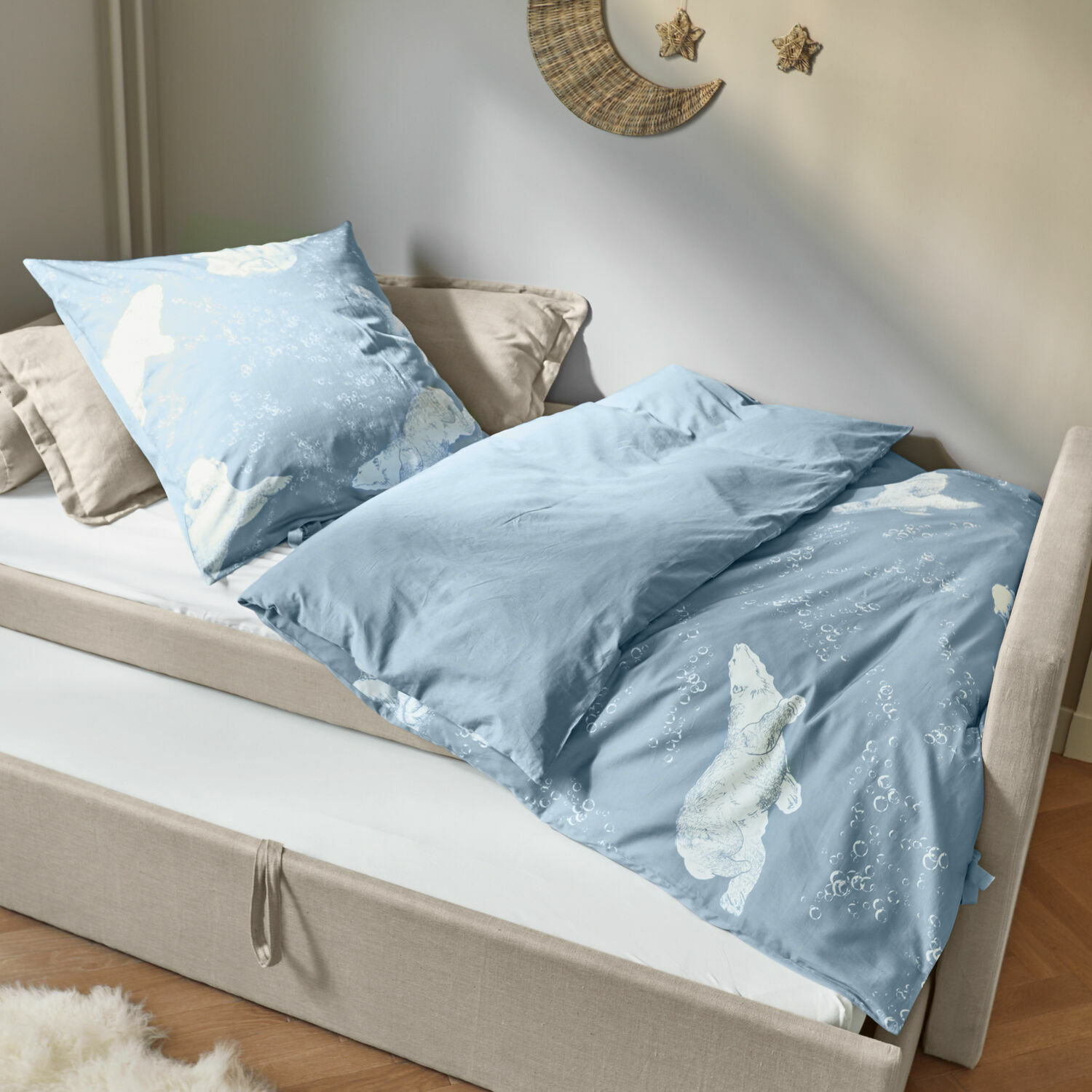 Ropa de cama Hugo Ropa de cama de algodón azul con estampado de osos polares blancos y burbujas de aire decorativas