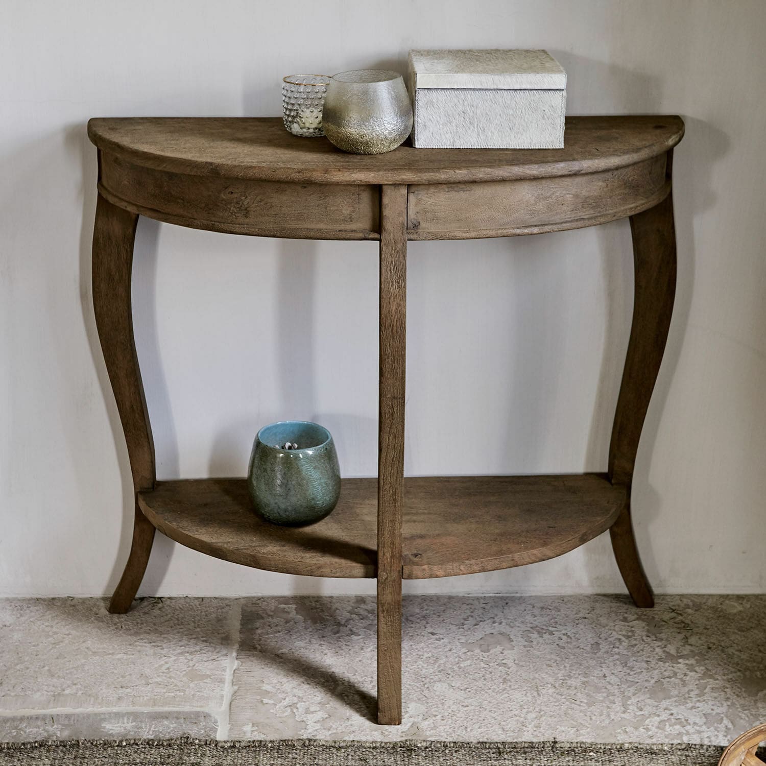 Consola Crowley Mesa de madera semicircular en color natural con estante inferior para salón o recibidor