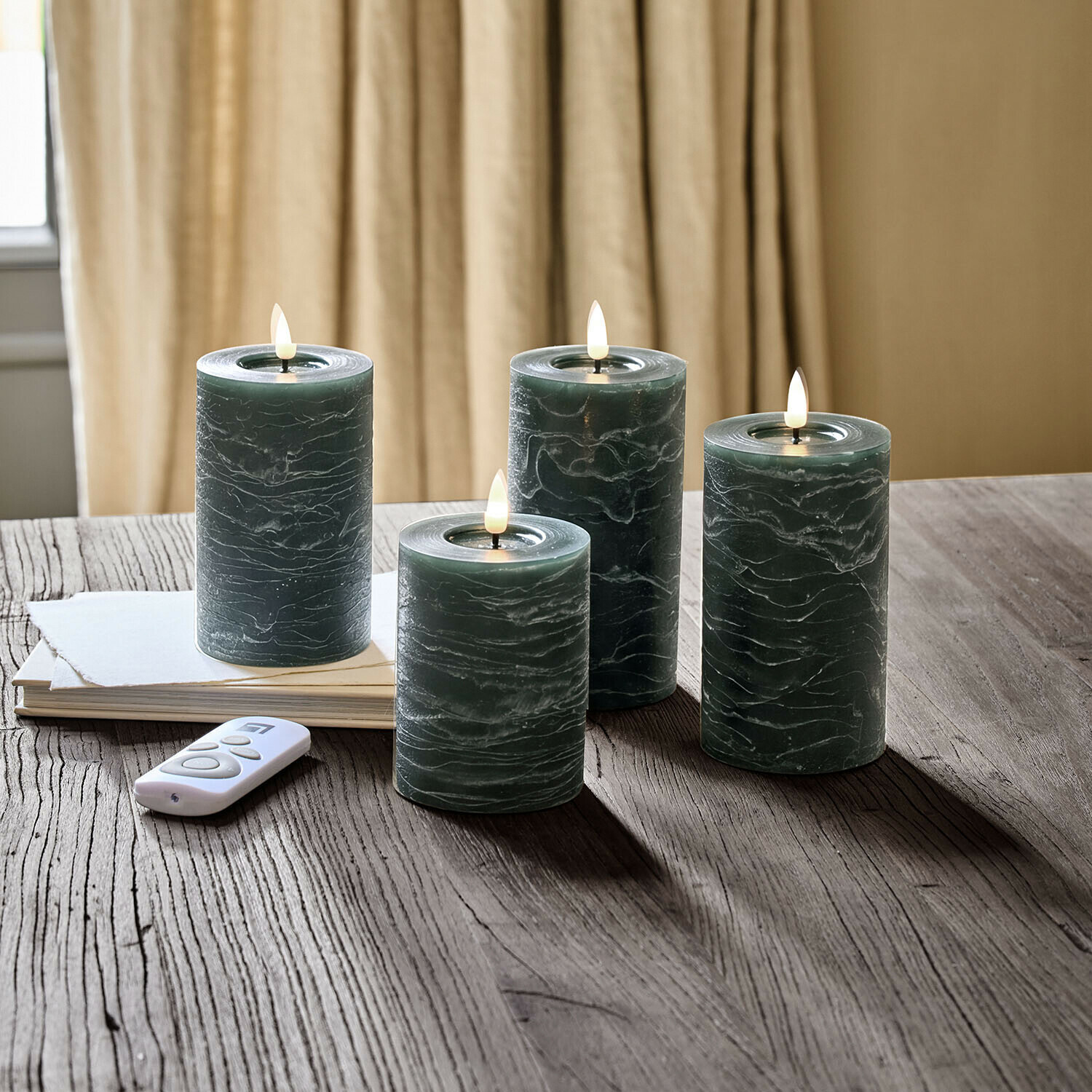 Set de 4 velas LED tipo pilar Ljusvik