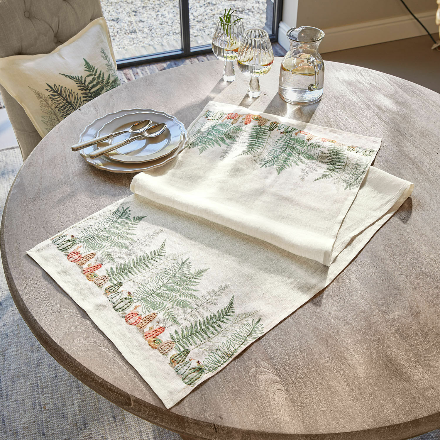 Camino de mesa Lorimare