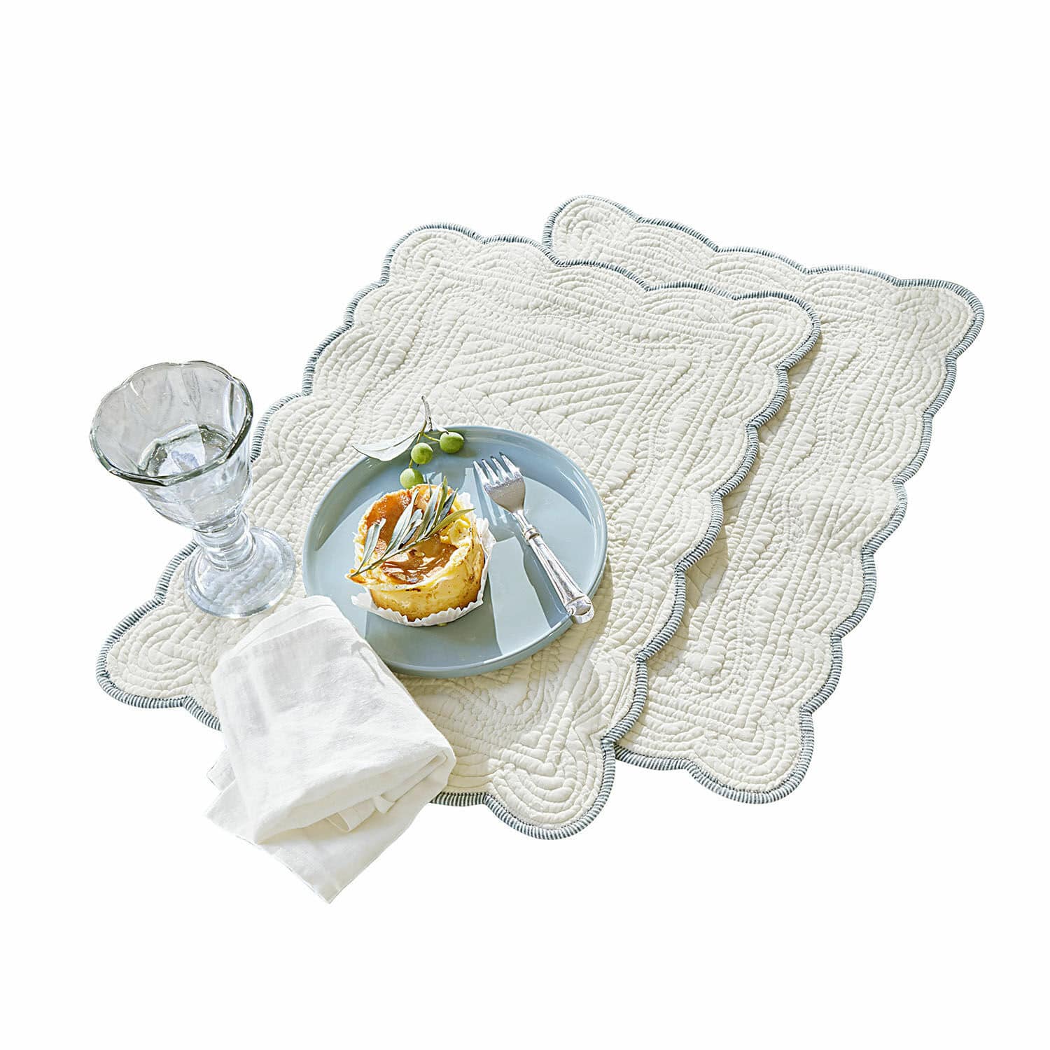 Juego de 2 manteles individuales Fontienne Juego de dos manteles individuales de algodón crema con acolchado decorativo y borde gris
