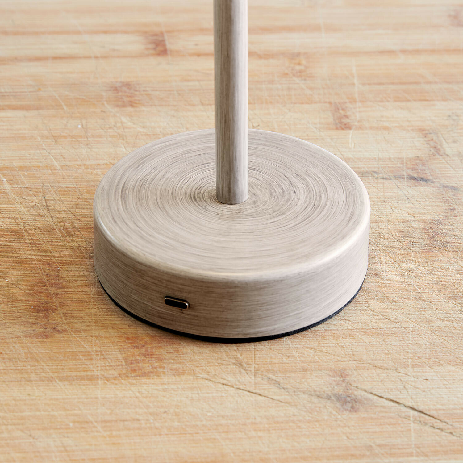 Lámpara de mesa recargable Melari