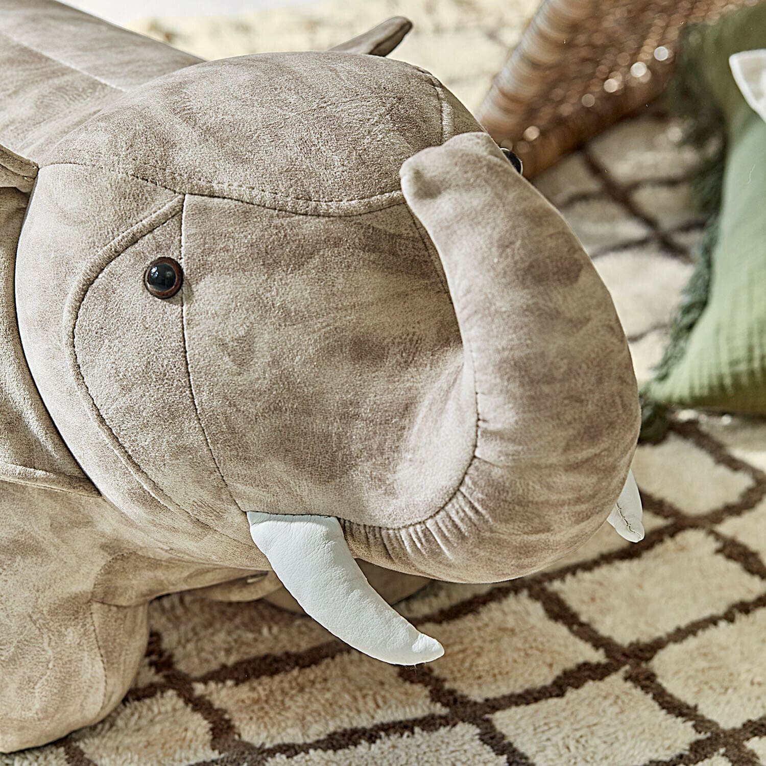 Sillón de peluche Bellyboo