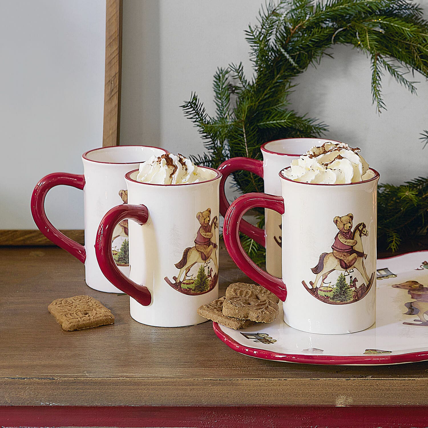 Set de 4 tazas Troms Tazas de cerámica con asa roja y diseño de oso en caballo balancín, con nata montada, decoración navideña