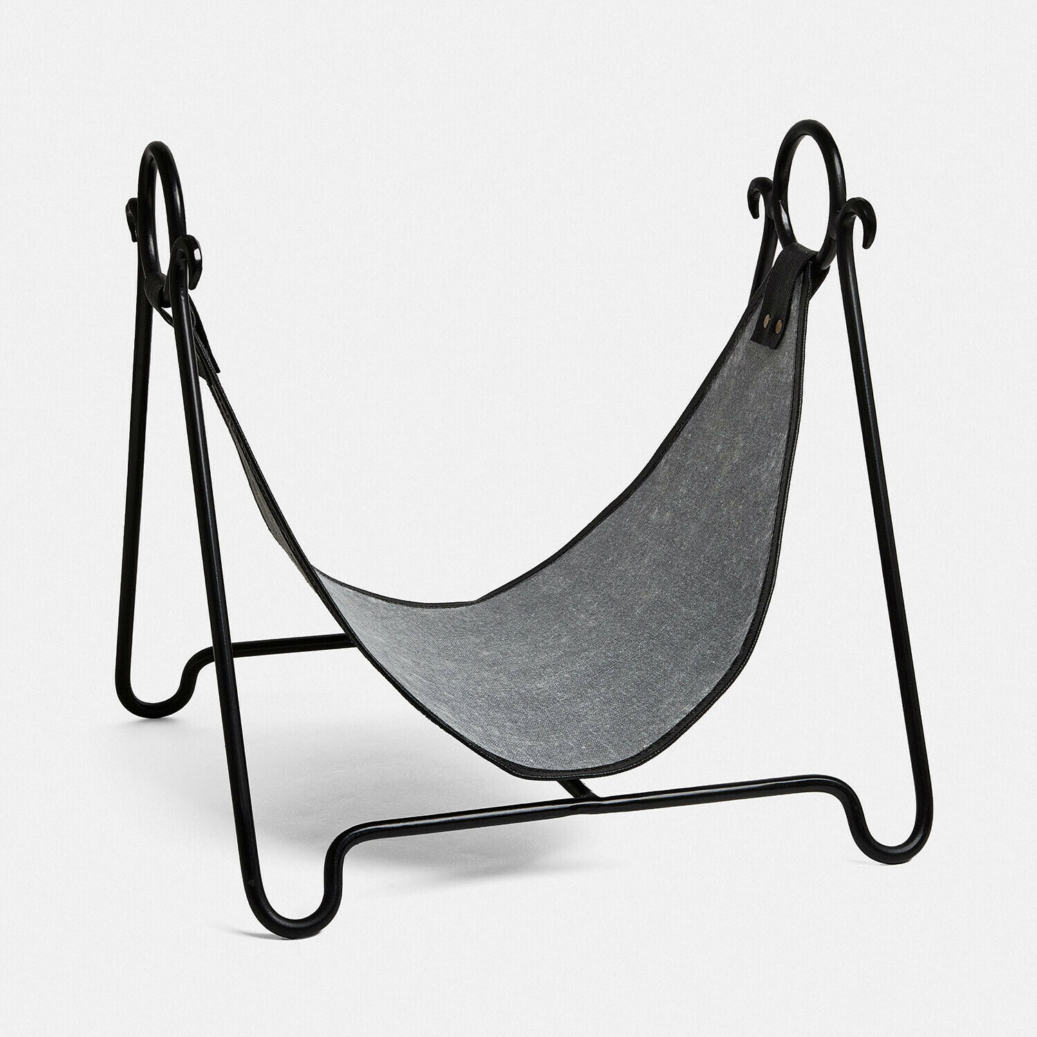 Cesta para leña Ashfordly Soporte para leña de metal negro con tela gris para almacenar madera junto a la chimenea