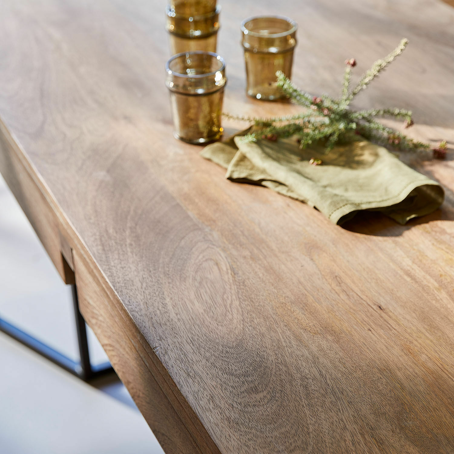 Mesa de comedor Montarisse