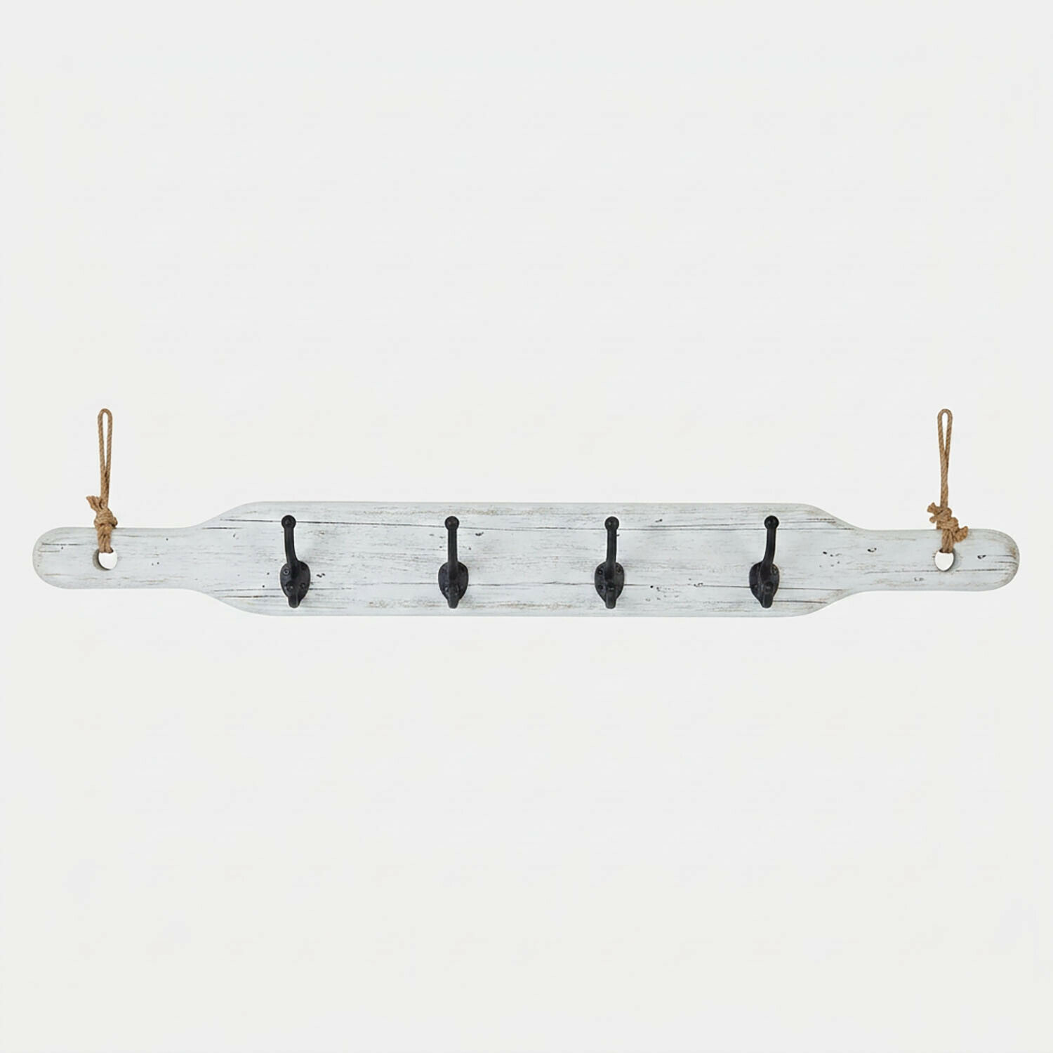blanco envejecido Perchero de pared Havsberg de madera blanca antigua con cuatro ganchos metálicos negros y cuerdas para colgar