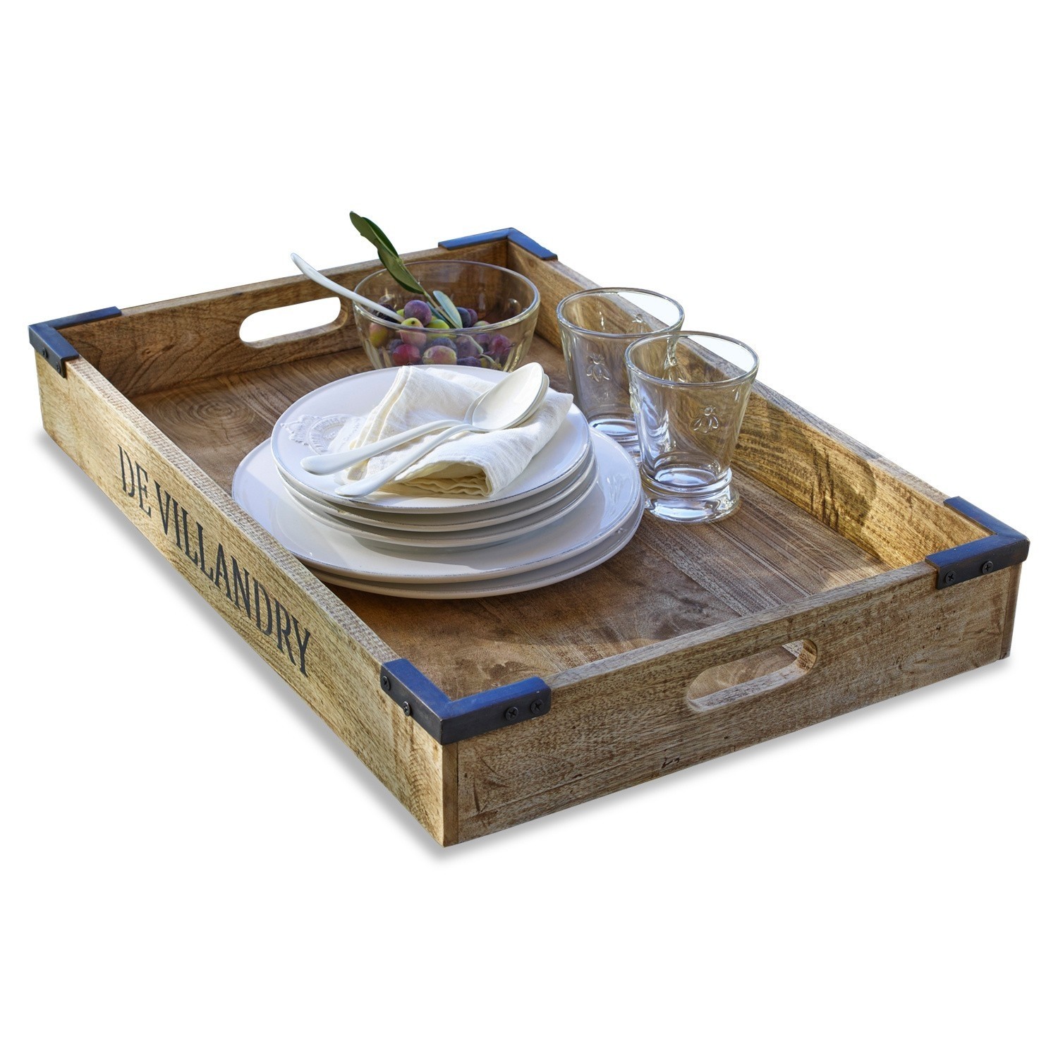 Bandeja Villandry Bandeja de madera natural con asas y esquinas metálicas, con vajilla blanca y vasos