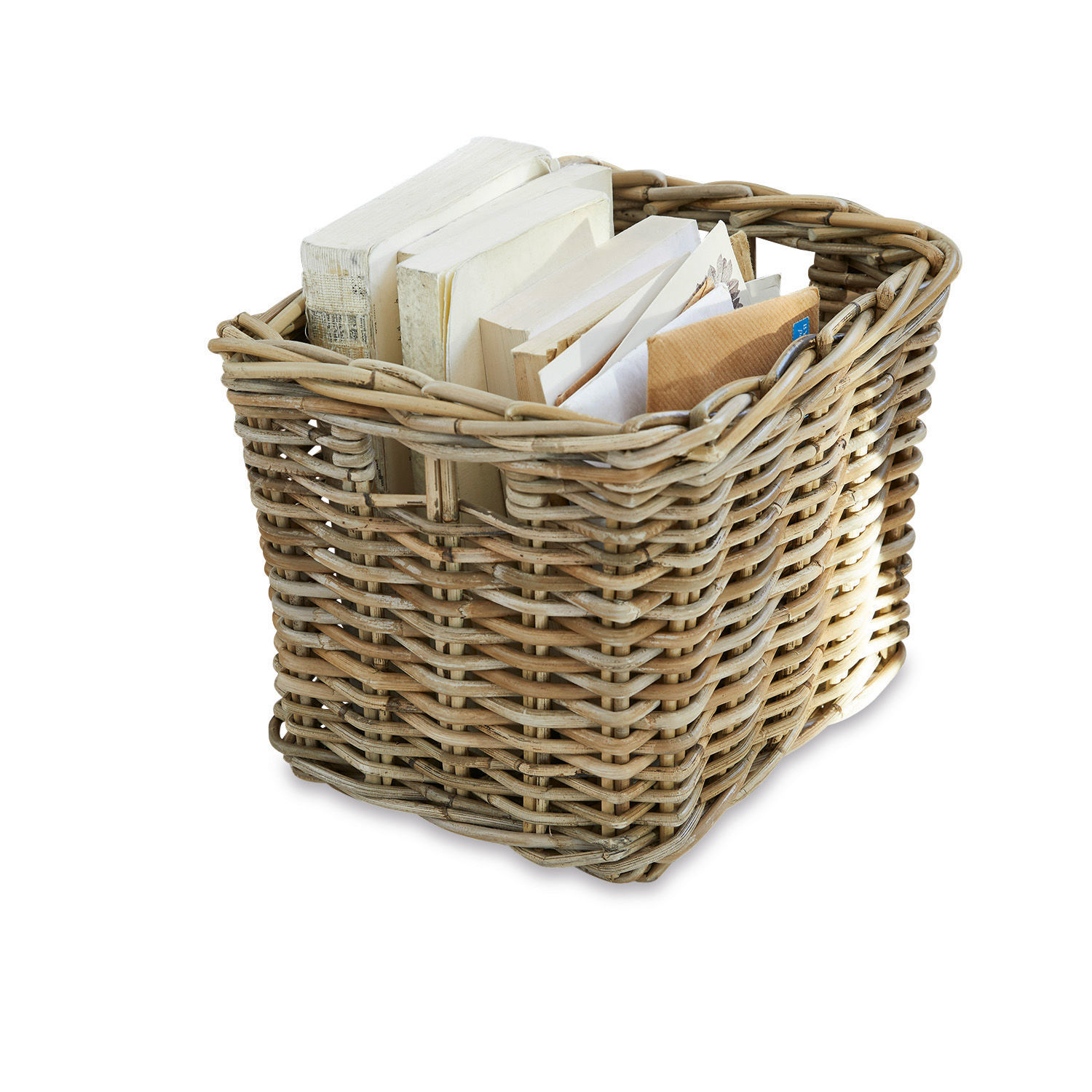 Cesta Eastport Cesta de mimbre natural con libros y sobres para almacenamiento en casa