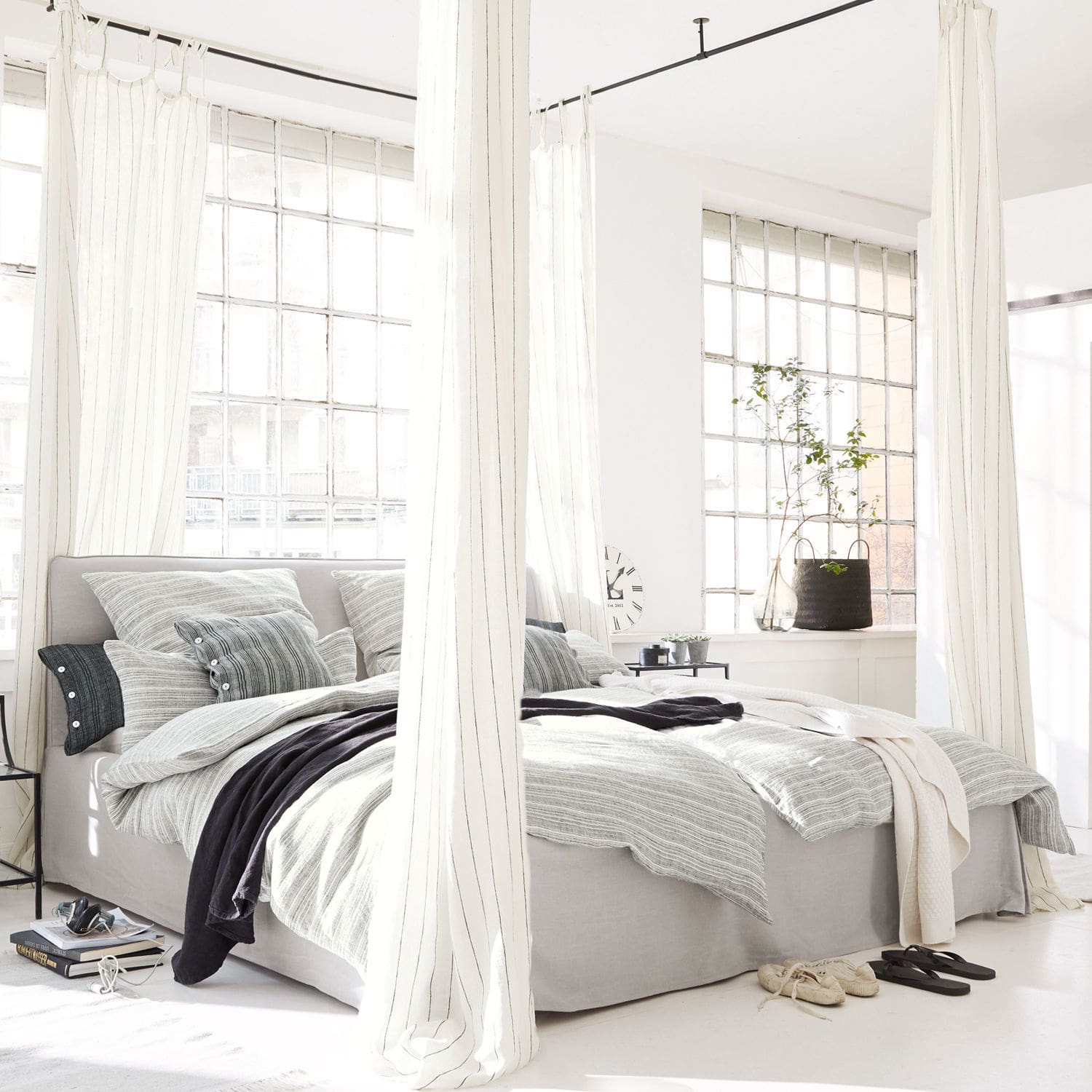 Cama Aubrianne