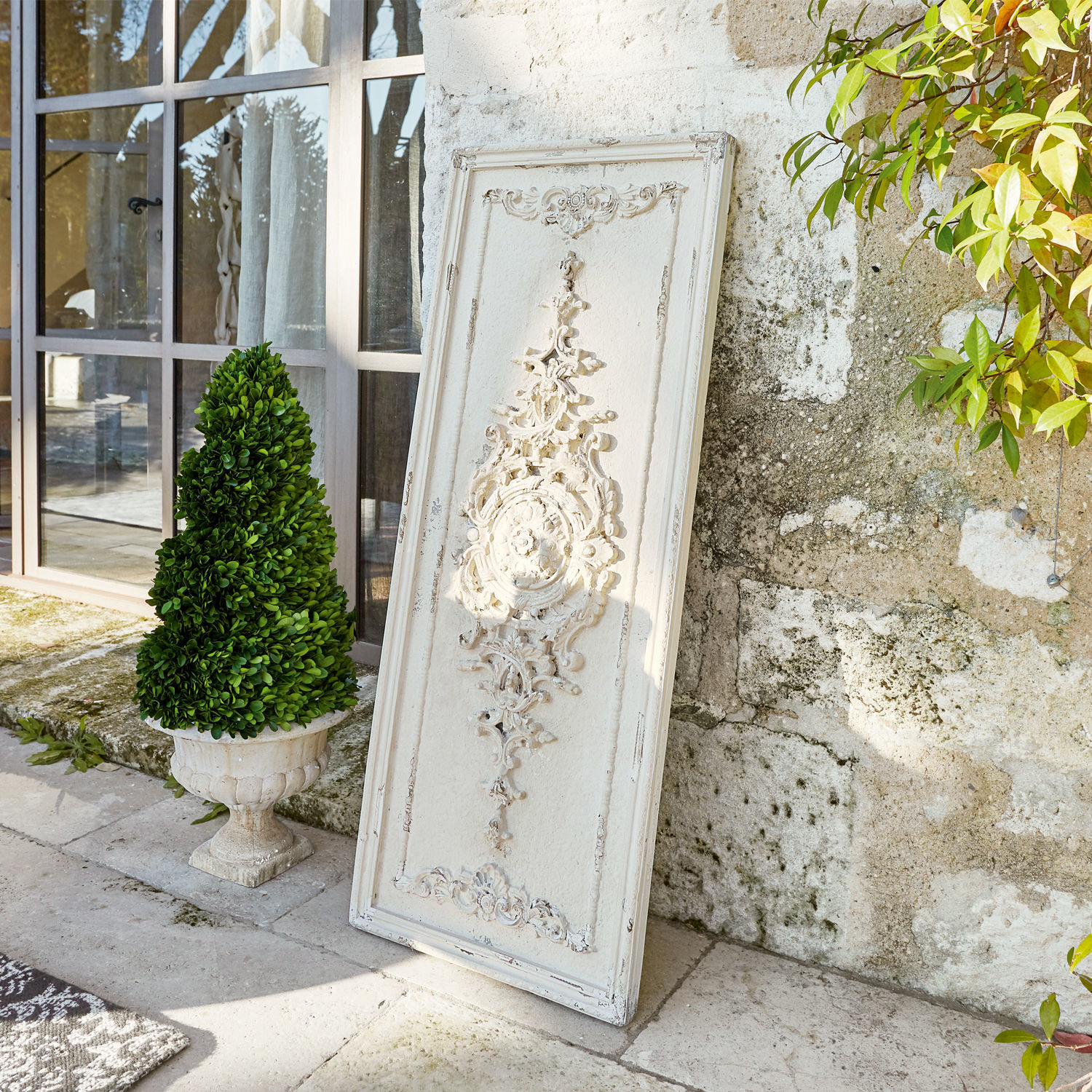 Panel decorativo Corsy Panel decorativo de madera blanca con diseño tallado, estilo vintage para jardín