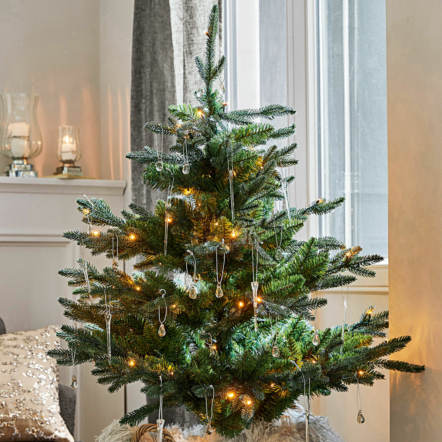 Árbol decorativo Mantilly Árbol de Navidad artificial verde con luces LED y adornos delicados para decoración festiva