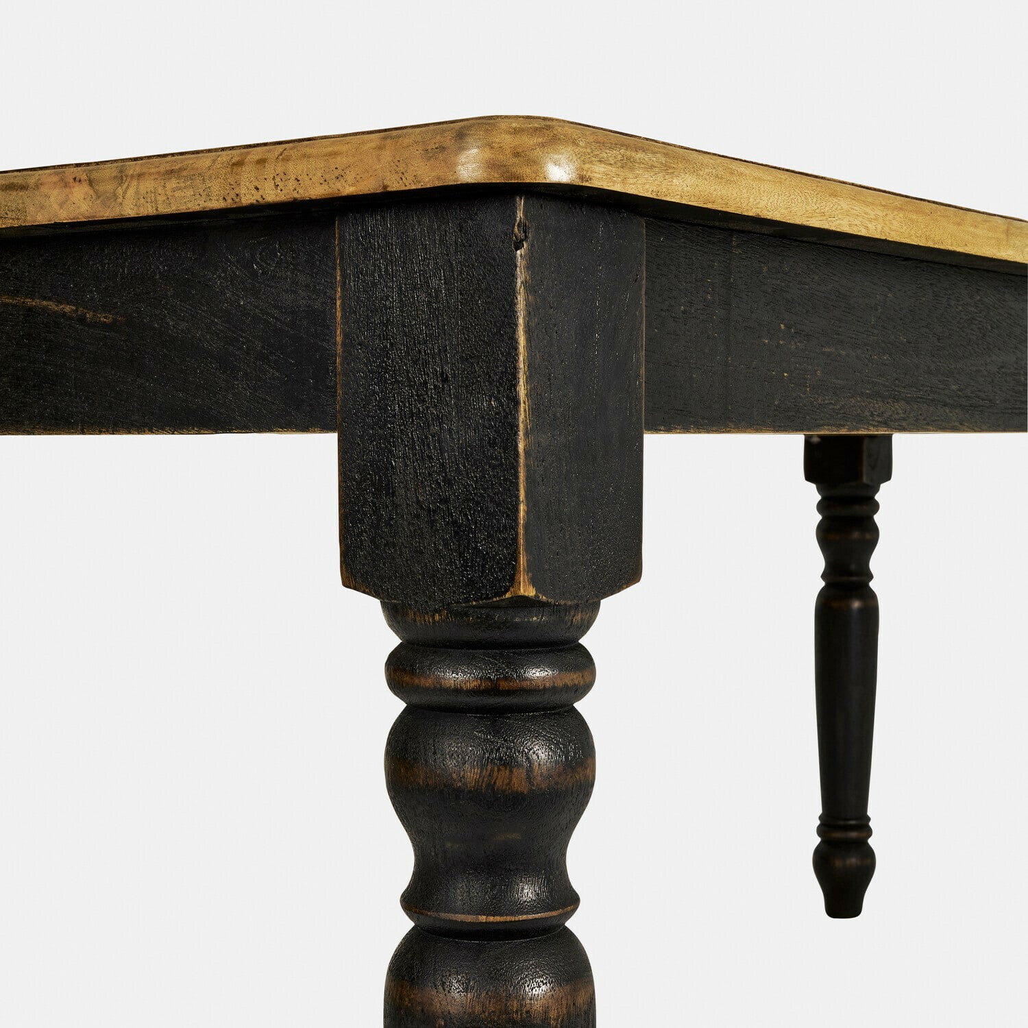 Mesa Mont Lisan