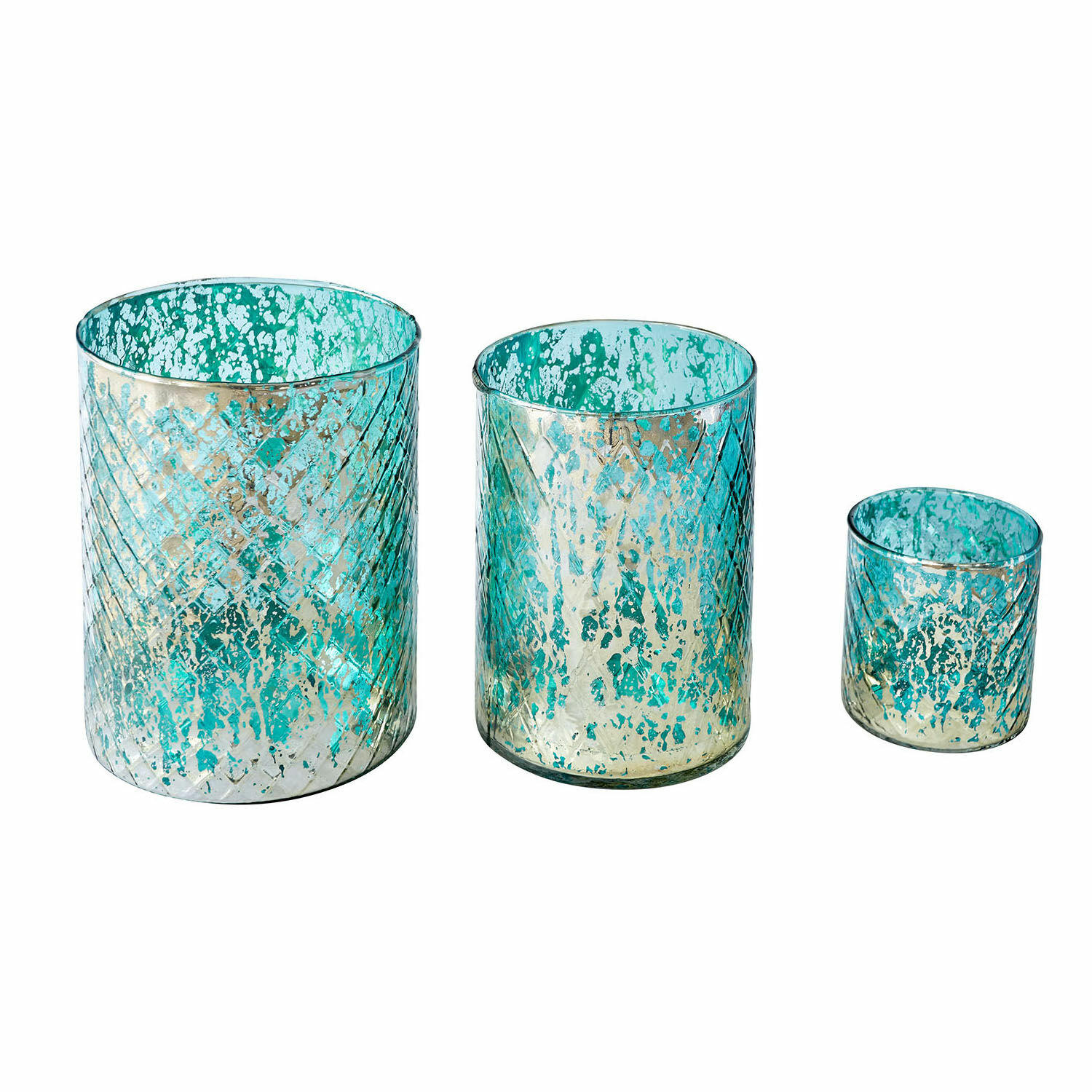 Set de 3 portavelas Firalen Conjunto de tres portavelas de vidrio en turquesa y dorado con diseño decorativo