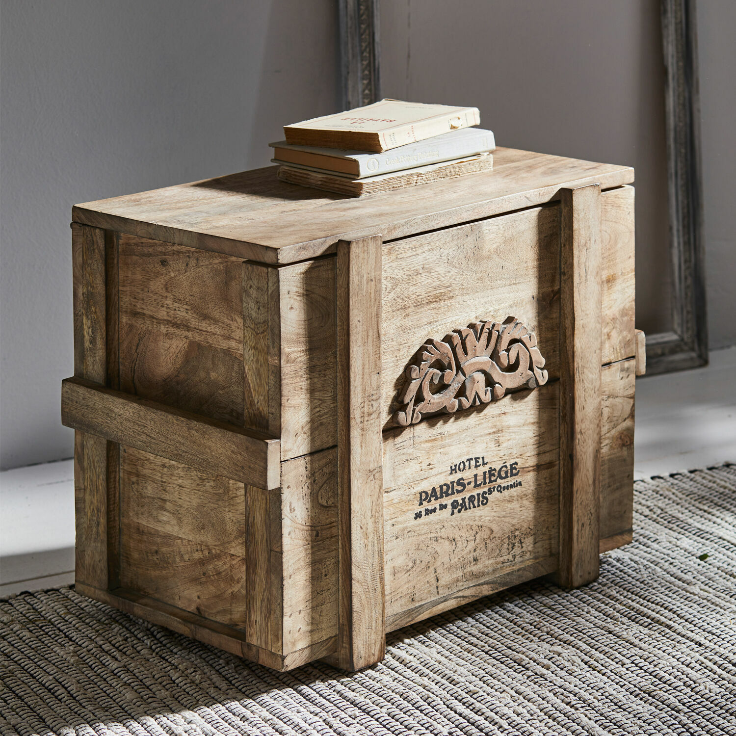 Baúl Boetica Baúl de madera natural con diseño tallado y texto París, mueble decorativo para almacenamiento