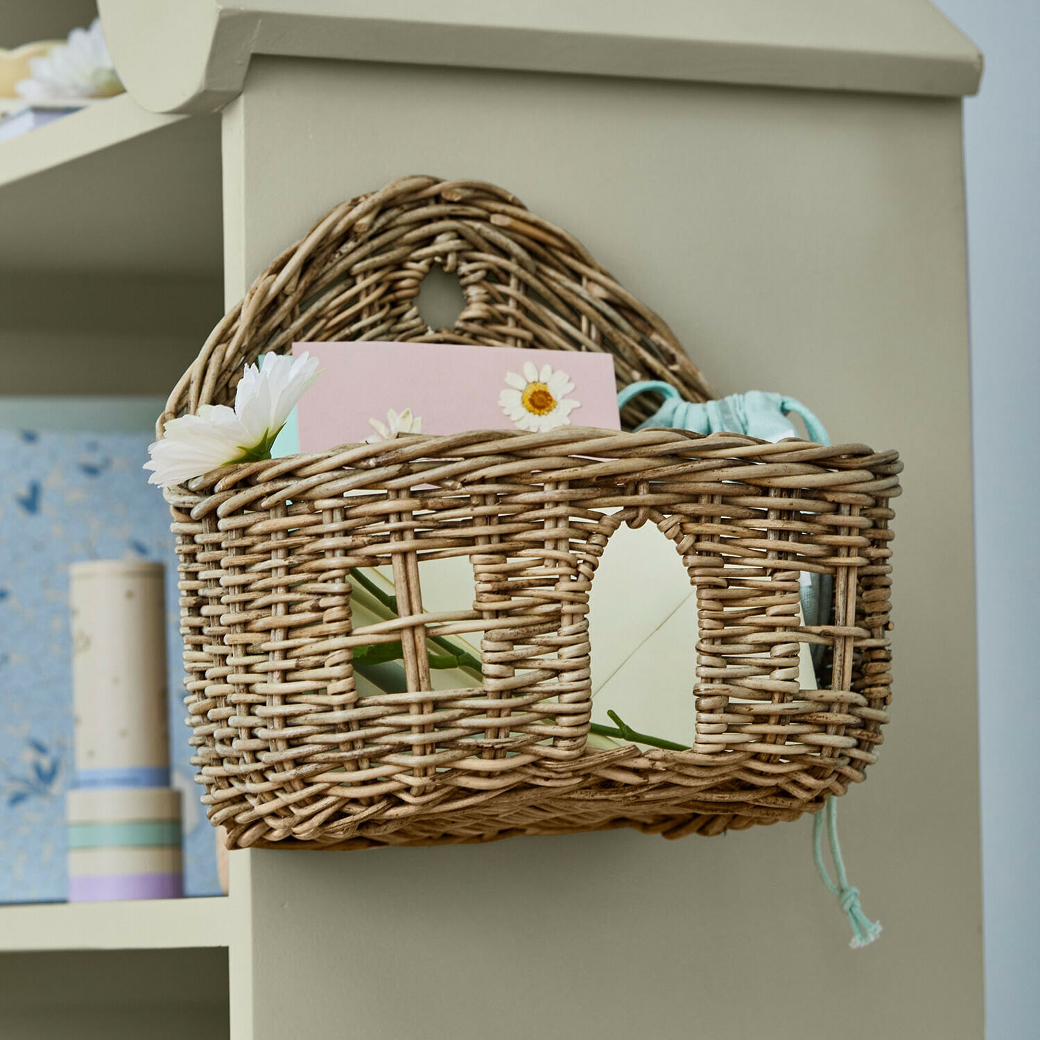 Cesta con forma de casita Tinytreasure