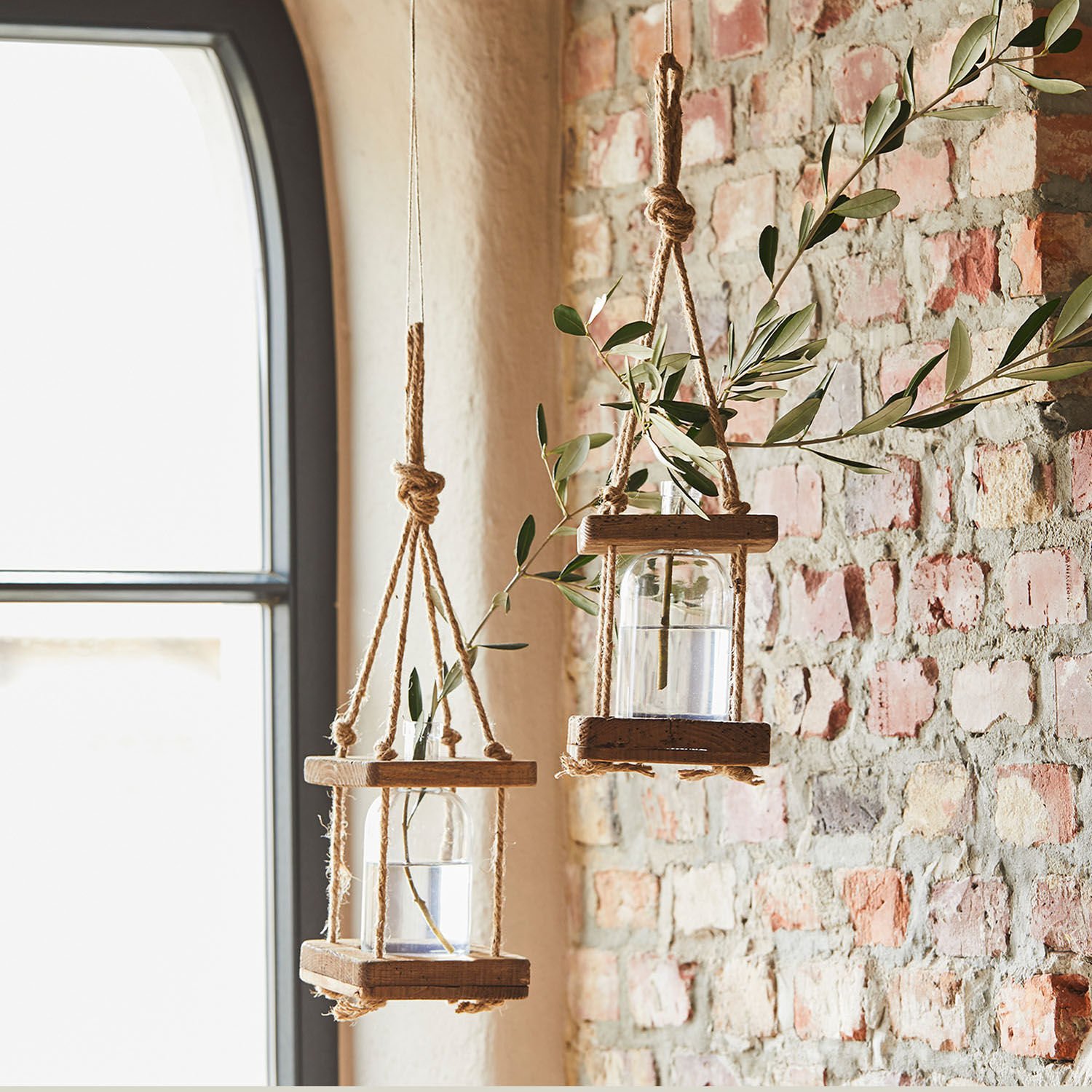 Set de 2 jarrones colgantes Corial