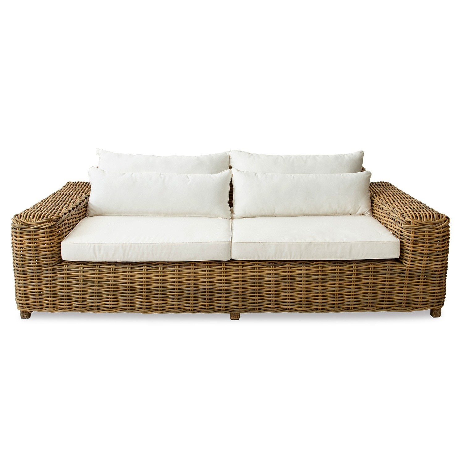 Sofá de ratán con cojines blancos, mueble cómodo para salón o jardín