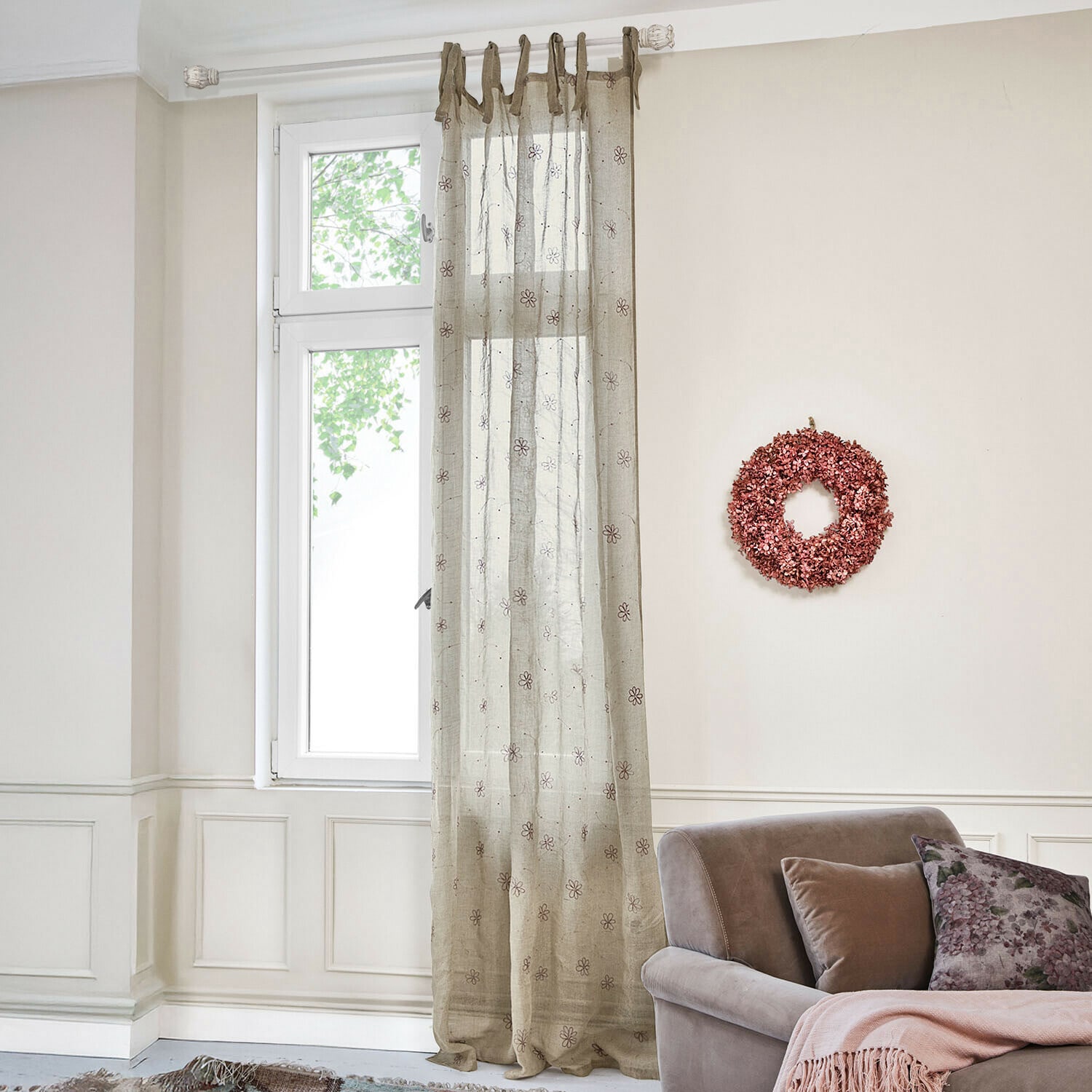 Cortina Amélorie Cortina translúcida de lino beige con diseño floral para decoración de ventana en sala de estar