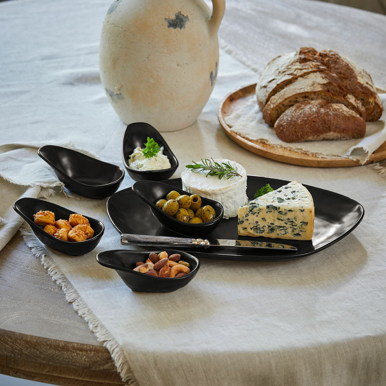 Set de 5 cuencos y plato de servir Biarré