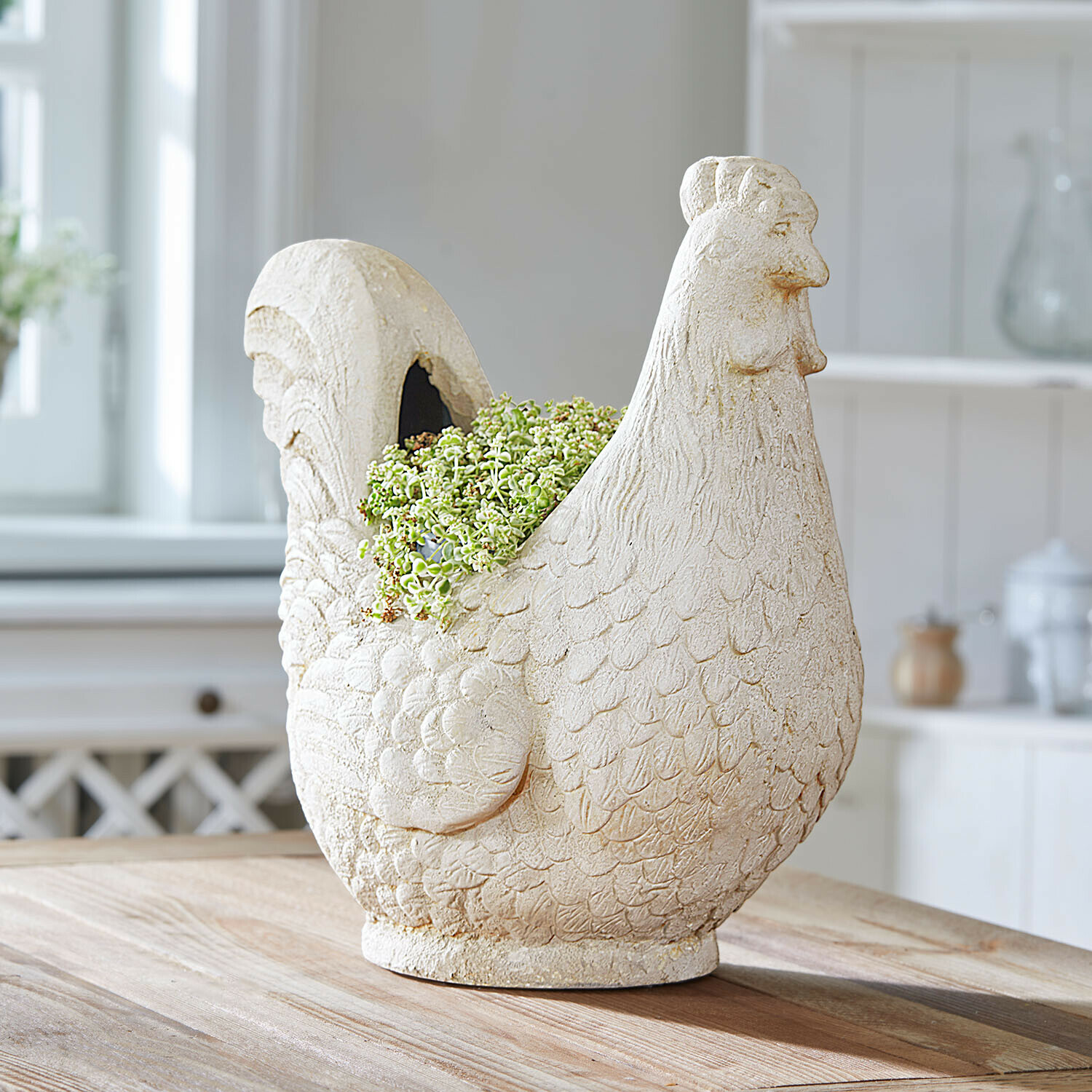 Macetero Chêne d'Argent Maceta de piedra clara con forma de gallina y planta verde, decoración para interior y jardín