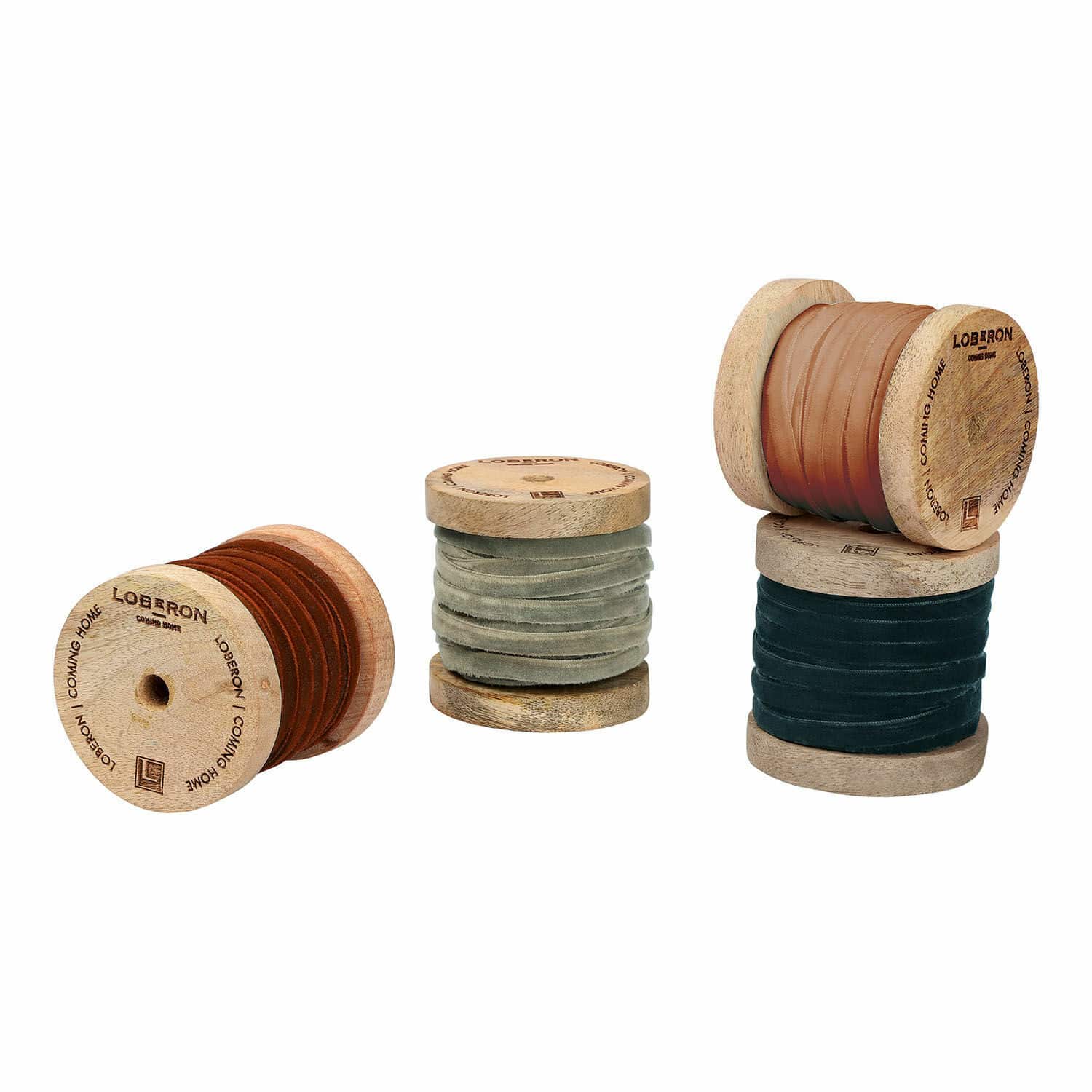 Set de 4 cintas de terciopelo Hilary en rojo, verde y marrón en carretes de madera para manualidades