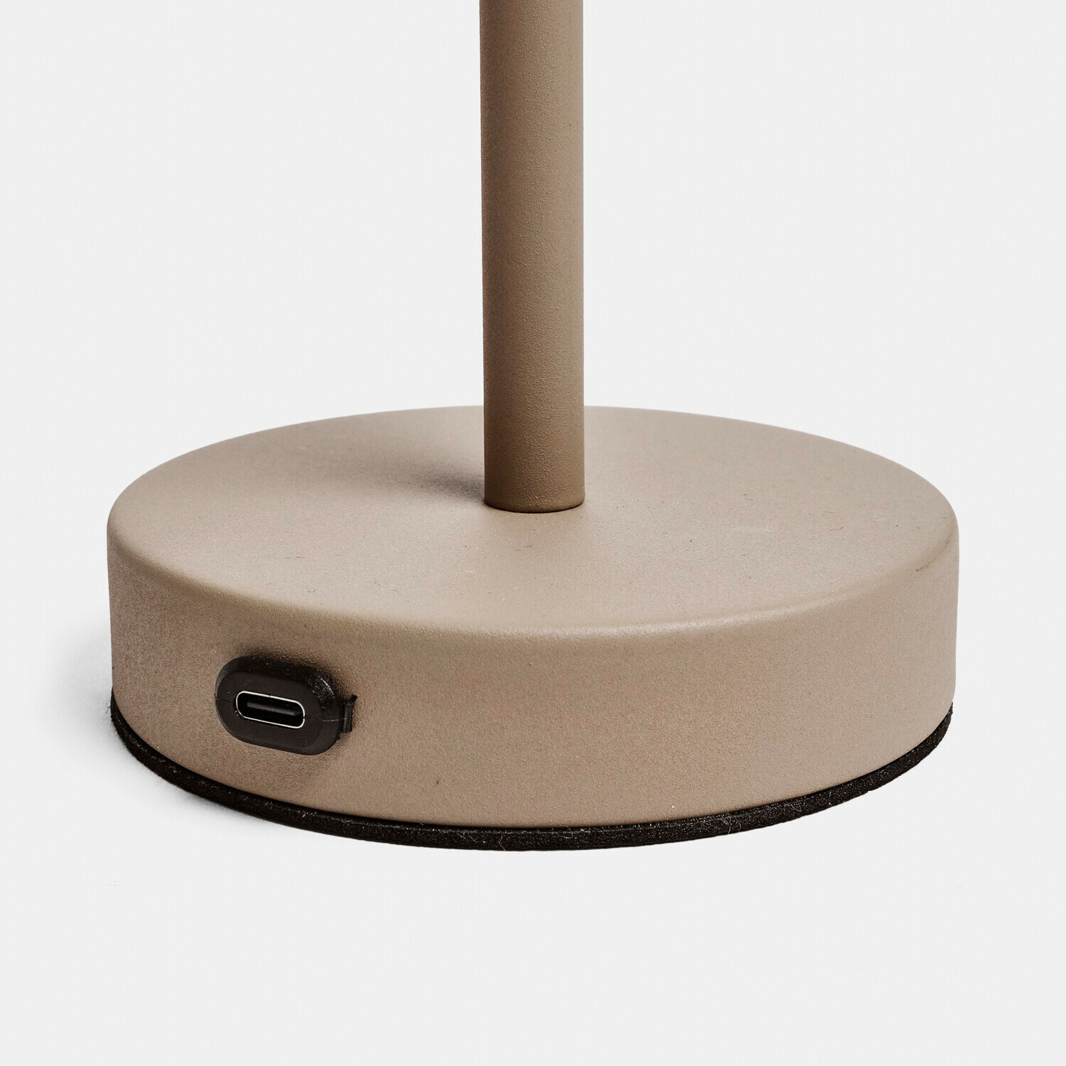 Lámpara de mesa recargable Ulianne