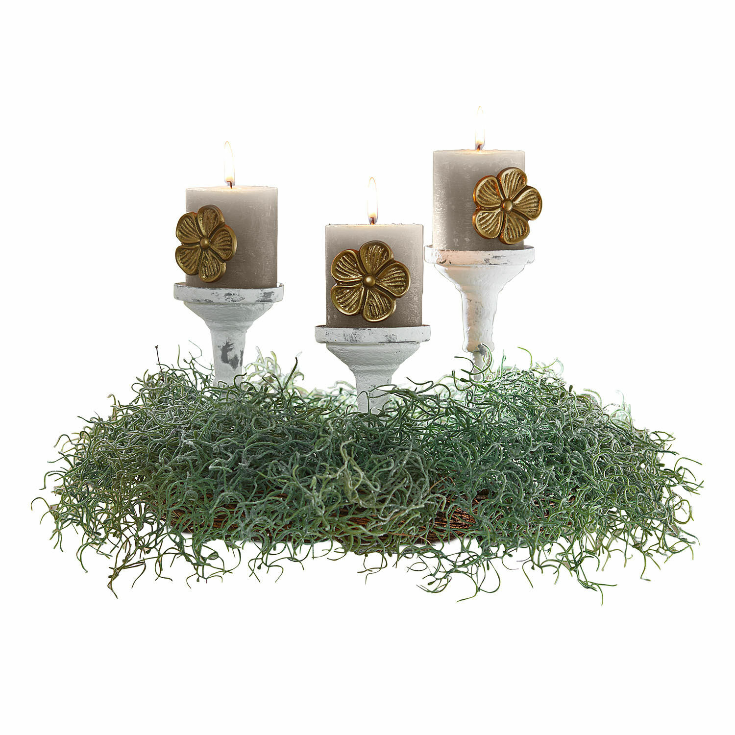 Corona Yuliven Candelabro decorativo con tres velas grises y musgo verde sobre base blanca