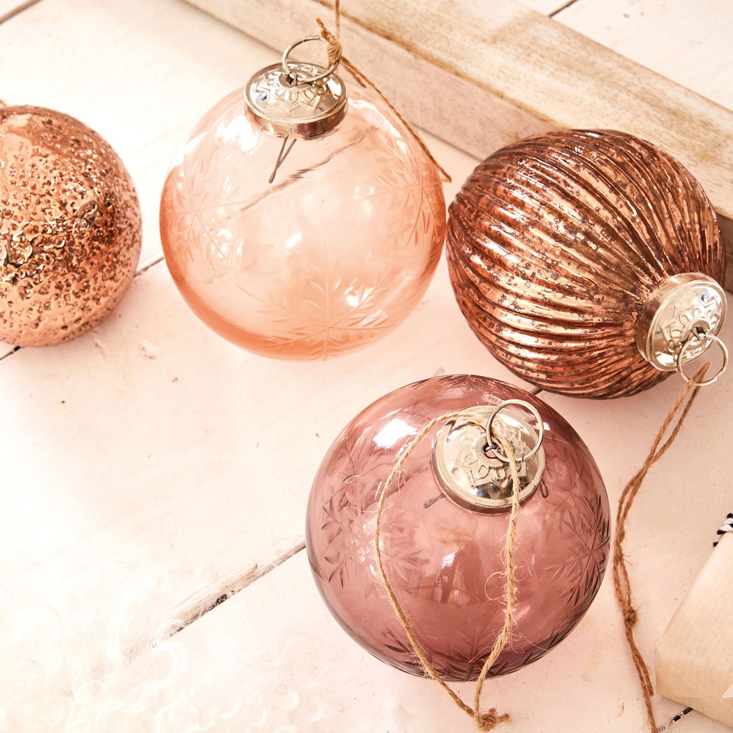 Set de 4 adornos navideños Katie